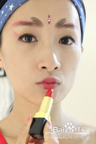 电视剧轩辕剑中魔女如烟是如何化妆的？