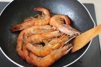 油焖大虾的家常做法