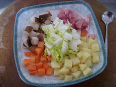 粉嫩可口的炒三丁