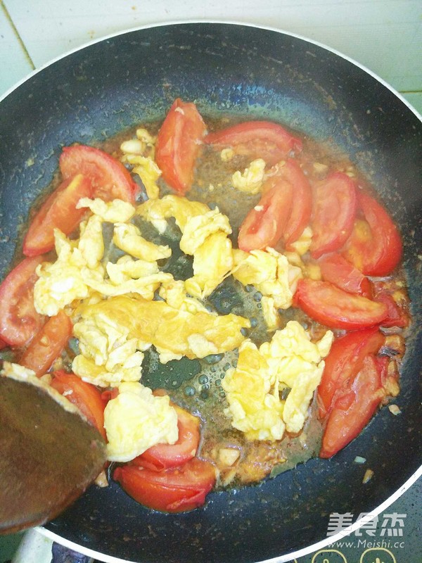 西红柿炒蛋的做法