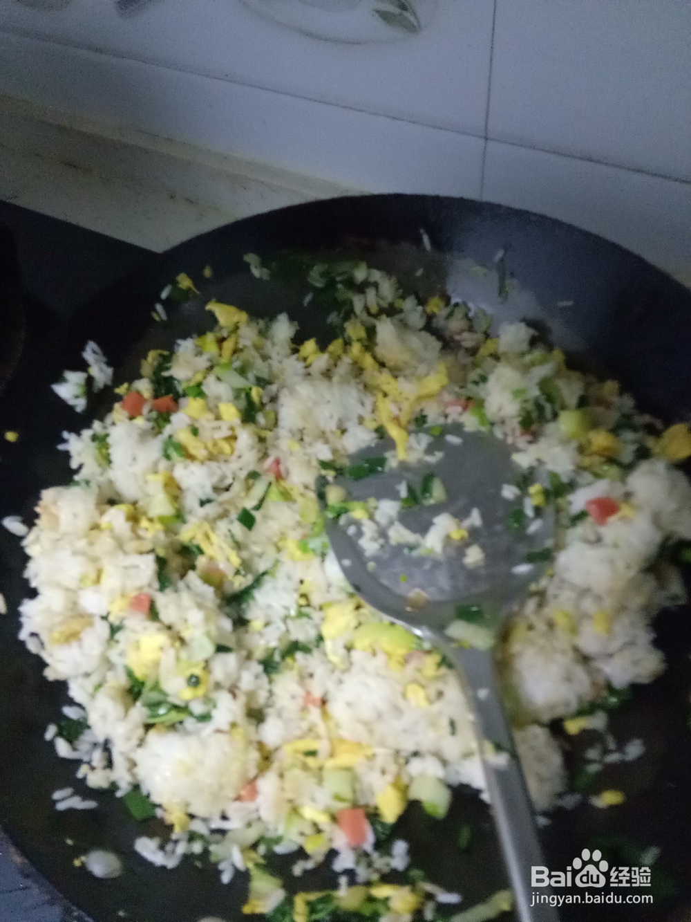 青菜鸡蛋火腿肠米饭