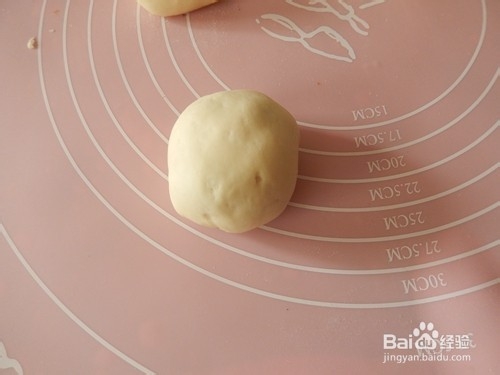 萌萌的包子：豆沙刺猬包