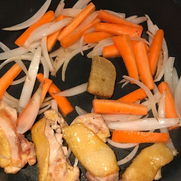 咖喱猪肉片拌乌冬