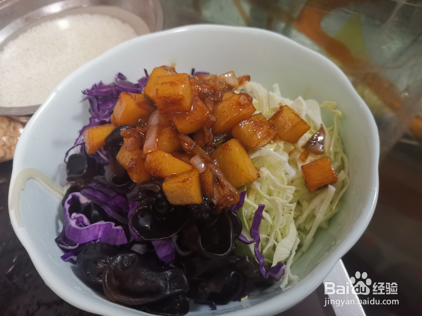 紫甘蓝土豆丁拌面