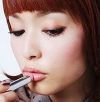 三种妆容 让你成为派对焦点