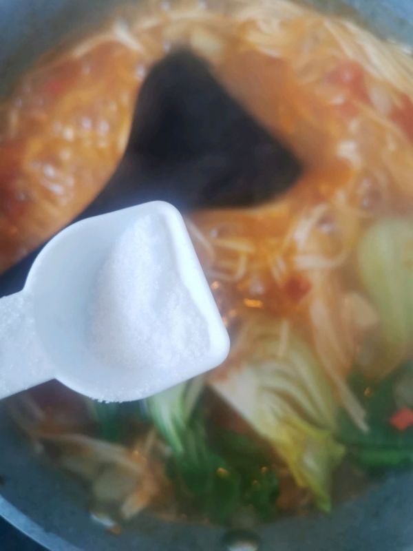 爱吃番茄的小伙伴不能错过的番茄肥牛煎蛋面