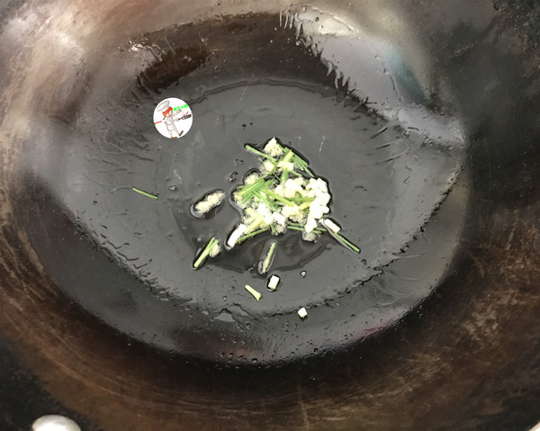 虾仁鸭血豆腐煲