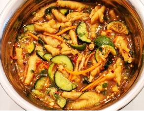 正宗傣味舂鸡脚的做法