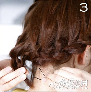 简单麻花辫的编法 轻松打造公主风