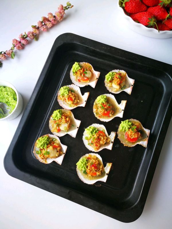 彩椒蒜蓉烤扇贝