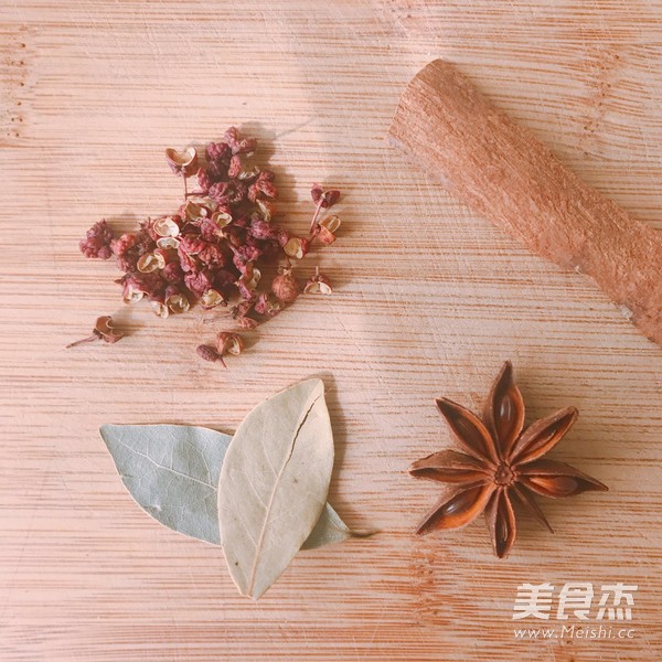 电饭煲红烧猪蹄