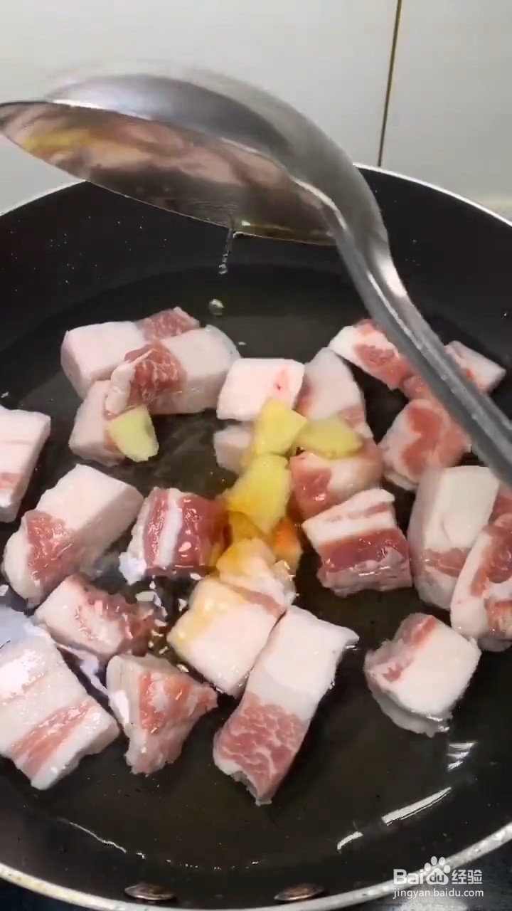 如何在家弄美味好吃的红烧五花肉鹌鹑蛋