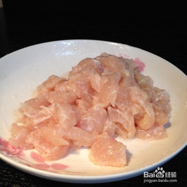 非常简单的腰果鸡丁烩毛豆