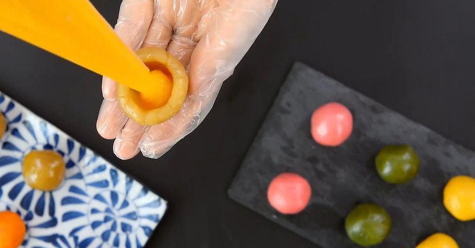怎样做桃山皮流心月饼