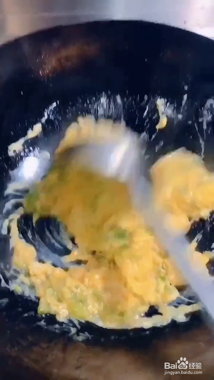 如何制作好吃的青椒煎蛋?