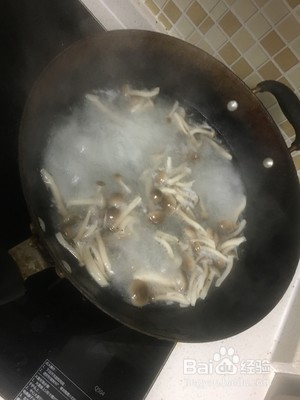 超鲜美蟹味菇汤的做法
