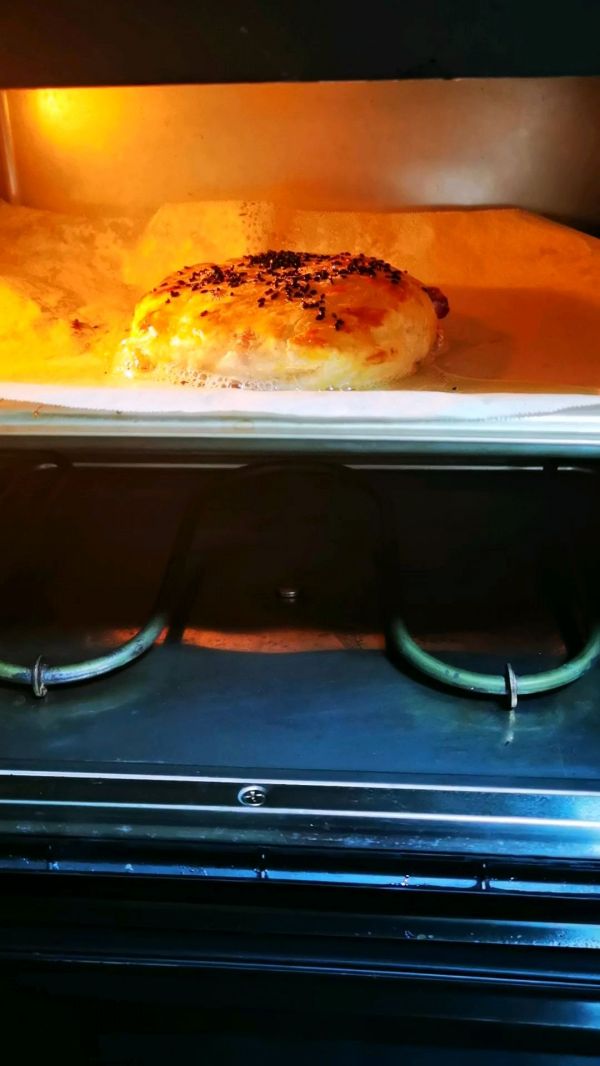 爆浆紫薯芝士饼