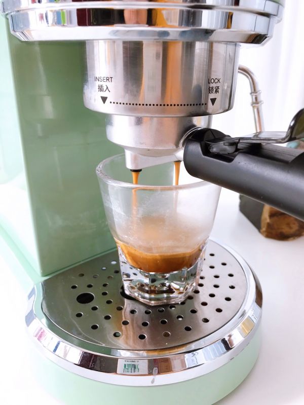 薄荷咖啡莫吉托