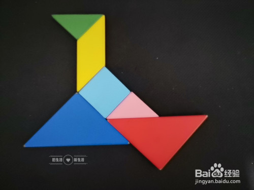 儿童益智七巧板 如何用七巧板拼一只海豹(2)