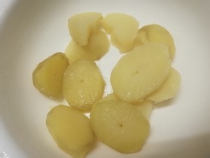 养生食补精准到克的土豆泥虾球菜谱!