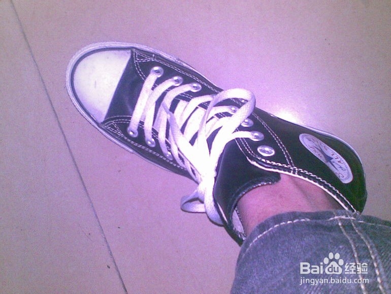 如何防止鞋舌头总是歪