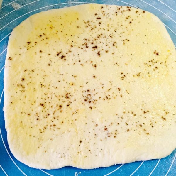 火腿香葱小花卷