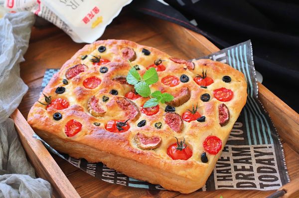 无花果佛卡夏面包