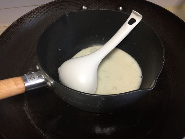 酸奶抹茶双色慕斯