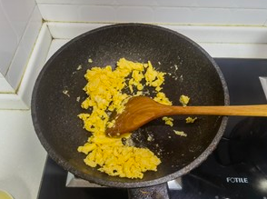 鸡蛋卤打卤面的简单做法