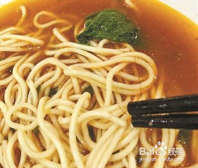 饭店吃出头发怎么处理