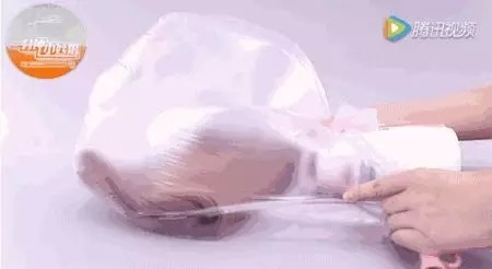 如何去除吃完火锅衣服上的味儿？