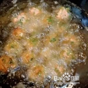 胡萝卜香菜素丸子怎么做
