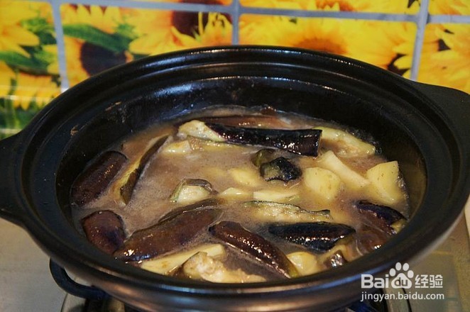 怎么做东北农家茄子炖土豆