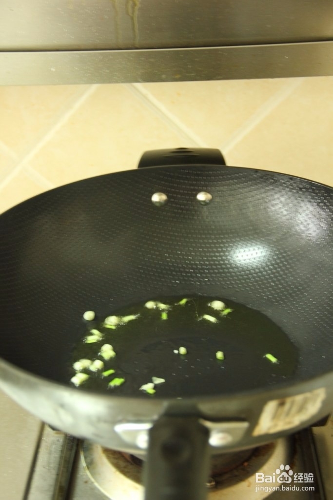 如何做出好吃的燕麦蛋饼卷土豆丝