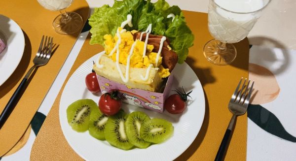 拔草厚蛋烧三明治
