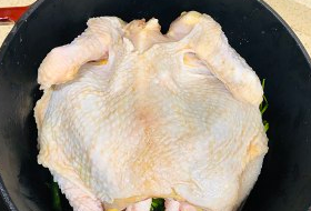 无水料理—葱油鸡的做法