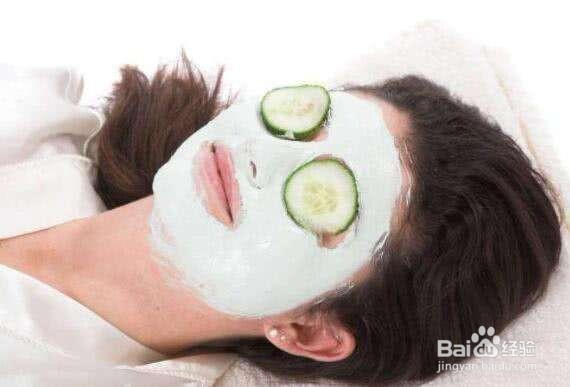 毛孔粗大尽显老态，收缩紧致毛孔的有效四步骤