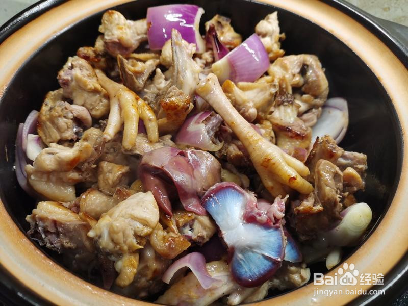 砂锅三杯生蚝焗鸡的做法