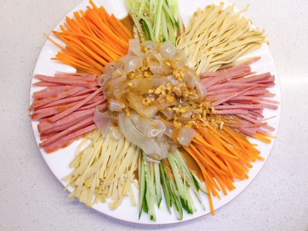 东北五彩大拉皮