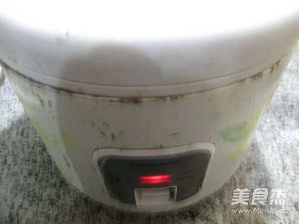 排骨花生米糯米粽