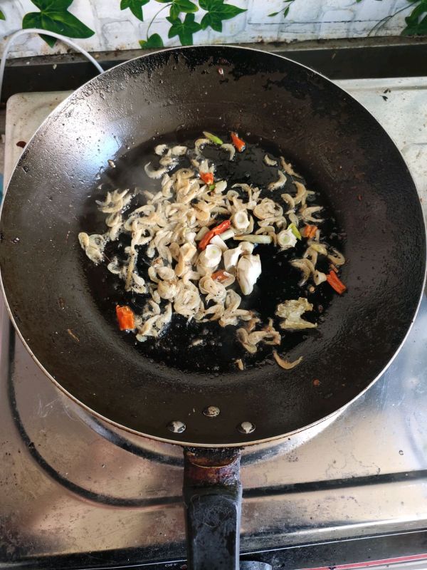 清淡养胃蛋花刀削面