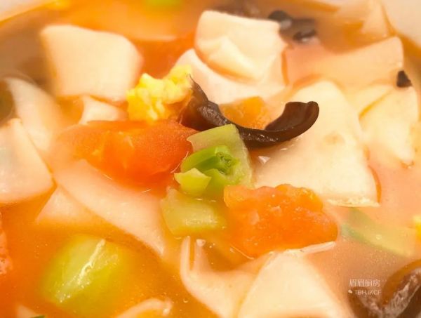 缤纷番茄鸡蛋面