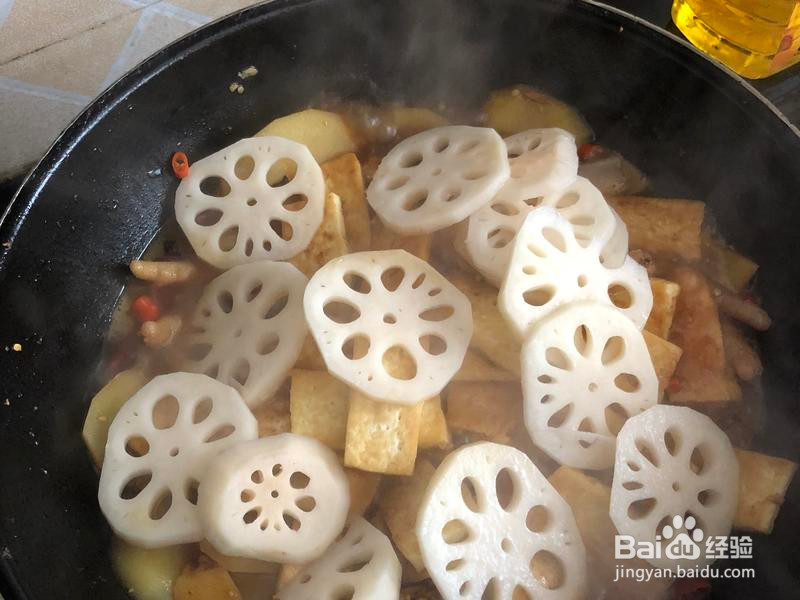 甜辣鸡爪 配菜的做法