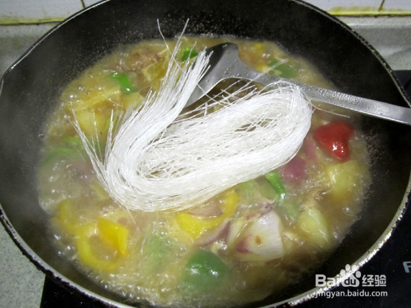 柴鸡粉丝煲的制作方法