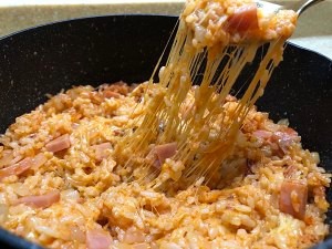 拉丝芝士火腿焗饭的做法