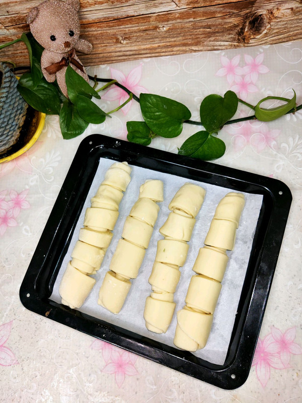 椰香毛毛虫面包
