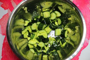凉菜~刀拍黄瓜