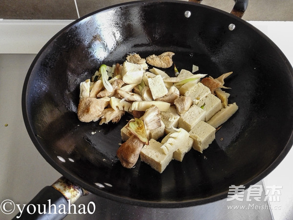 素烧猴头菇的做法