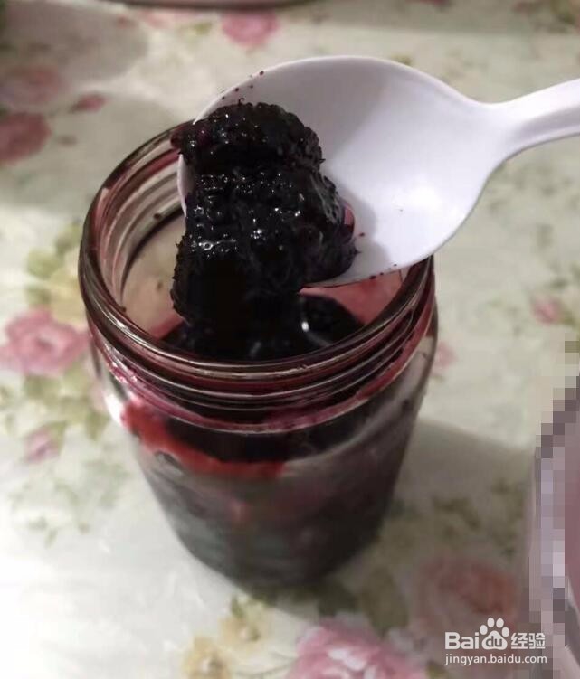 手工自制紫桑葚酱简便方法,黑桑葚果子酱制作