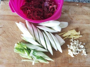 葱爆牛肉怎么做